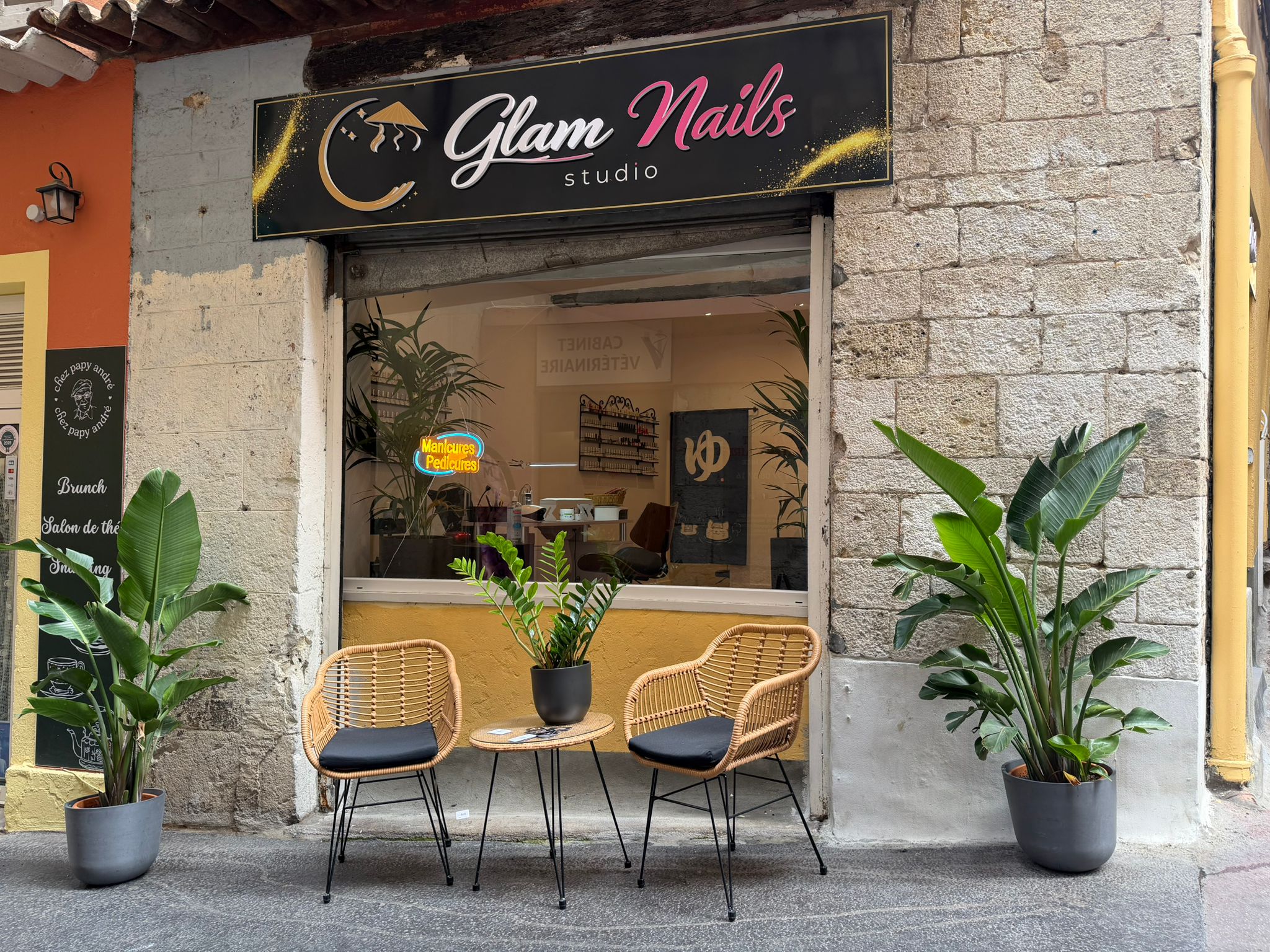 Façade de Glam Nails Studio, salon d’onglerie dans le Vieux-Nice