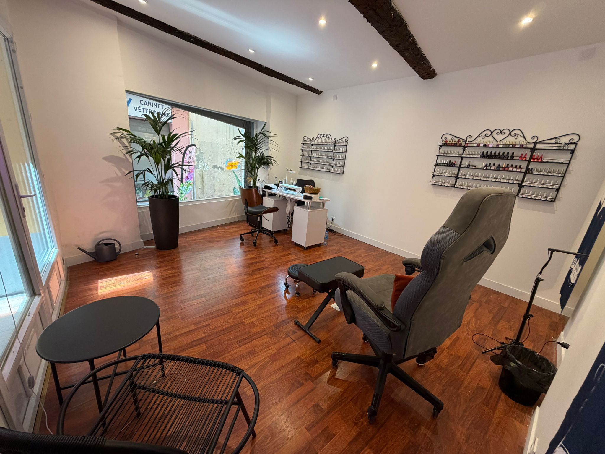 Espace manucure du salon Glam Nails Studio à Nice